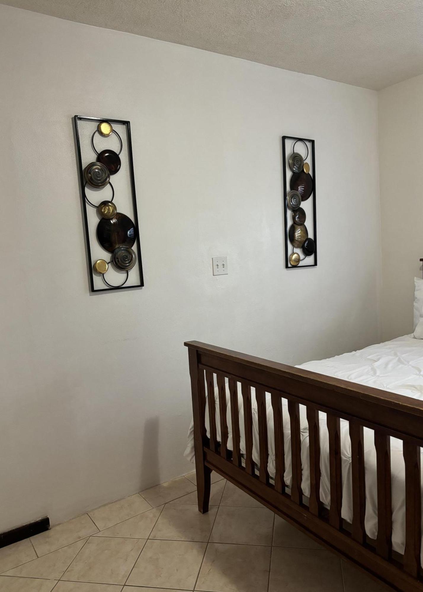 Denyse Home Cottage St. John's Buitenkant foto