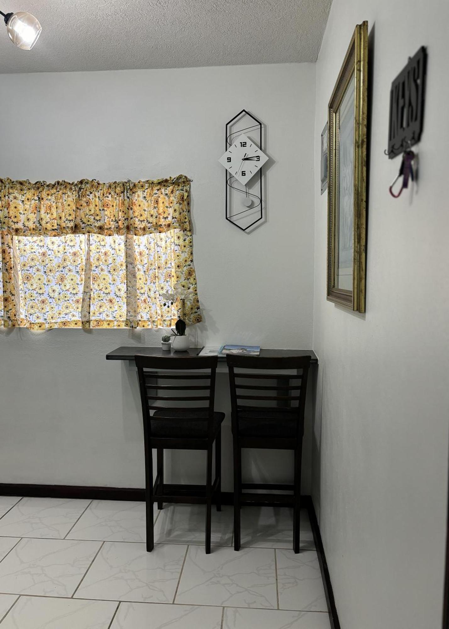 Denyse Home Cottage St. John's Buitenkant foto